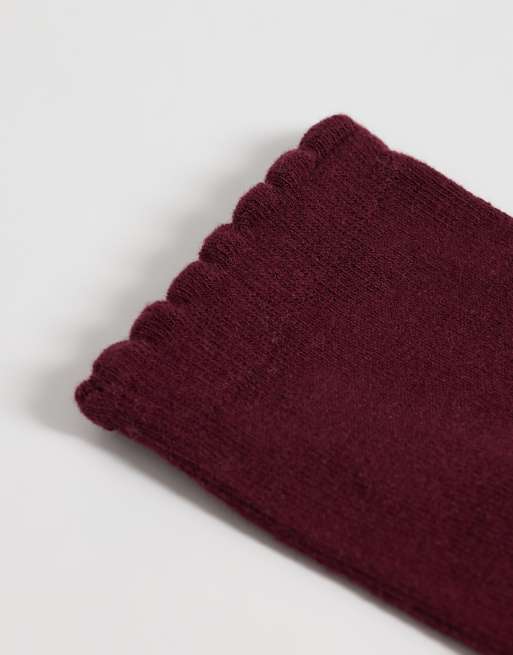 Vero Moda chaussettes à bord ondulé avec cœur en strass bordeaux, 2 de 3