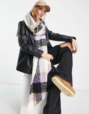 Vero Moda check scarf in black