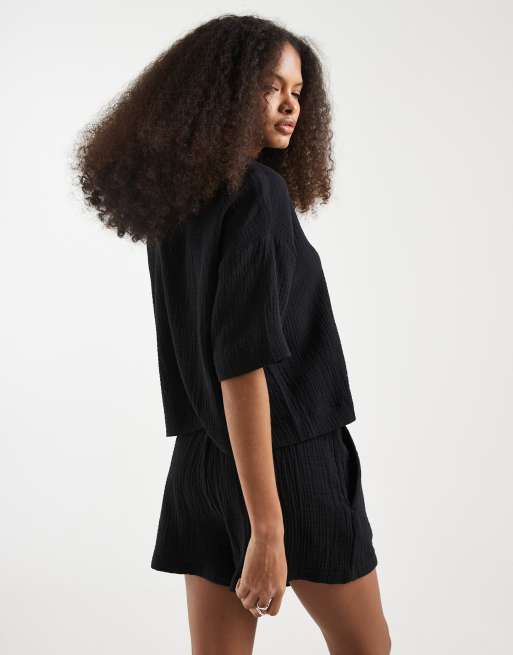 Vero Moda cheesecloth textured shorts in black - part of a set, 5 of 5