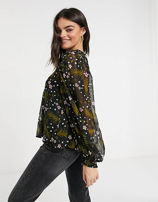 Vero Moda – Chiffon-Bluse mit voluminösen Ärmeln und dunklem Blumenmuster |  ASOS