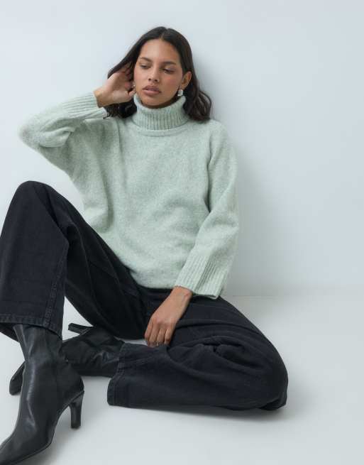 Vero Moda chunky roll neck jumper in oil green, 2 of 5