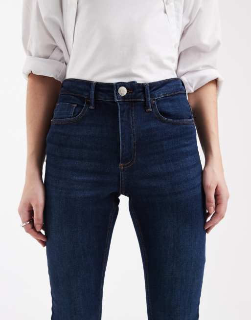 Vero Moda – Ciemnoniebieskie jeansy ze średnim stanem o obcisłym kroju, 5 z 5