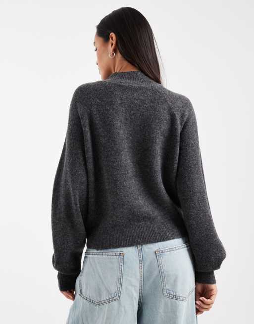 Vero Moda – Ciemnoszary melanżowy sweter z golfem i obszernymi rękawami, 2 z 4