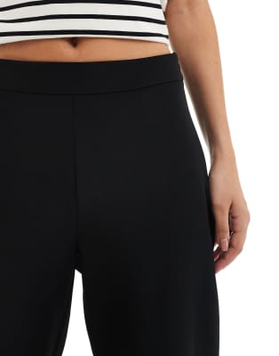 Vero Moda Clean Straight Leg Dress Pants In Black