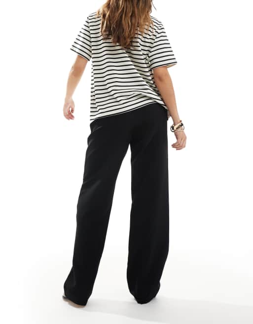 Vero Moda clean straight leg smart trouser in black, 5 of 5