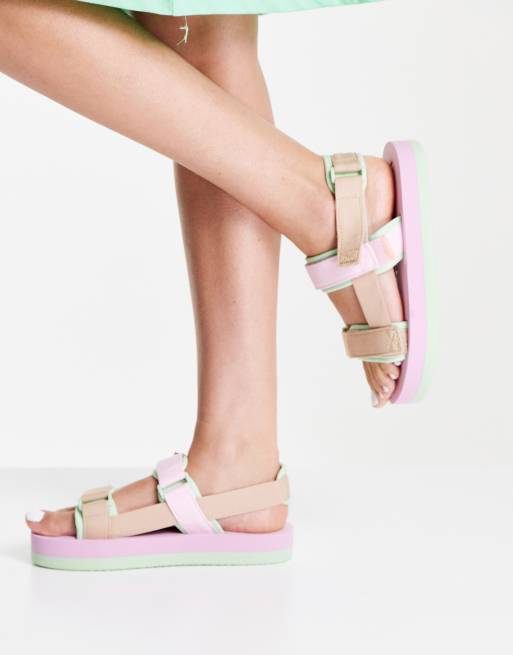 Vero Moda colour-block strappy flatforms in pastel, 3 of 4