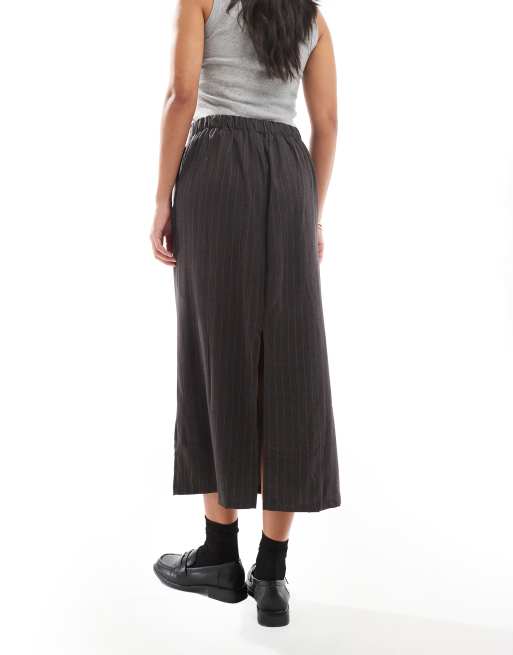 Vero Moda column maxi skirt in dark grey pinstripe (part of a set), 3 of 5