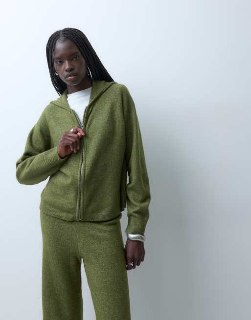 Vero Moda conjunto de sudadera de punto con capucha y cremallera delantera en verde musgo jaspeado, 2 de 4