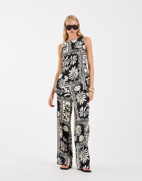 Vero Moda - Conjunto negro con estampado abstracto de conchas de chaleco largo y pantalones de talle medio y pernera ancha - view 1