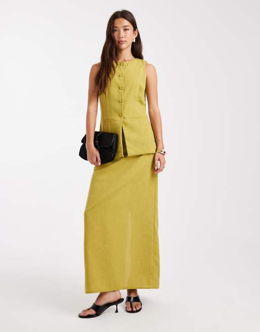 Vero Moda - Coordinato sartoriale color verde pallido con con gilet e gonna