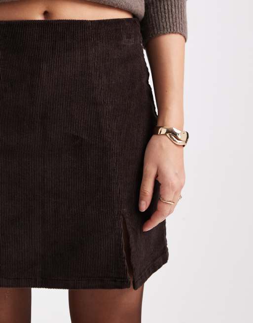 Vero Moda – Cord-Minirock mit Schlitz vorn in Schokobraun, 4 von 5