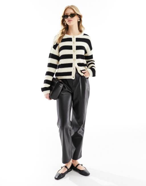 🧦 Stylish and Cozy: VERO MONTE Women's Striped Cotton Crew…