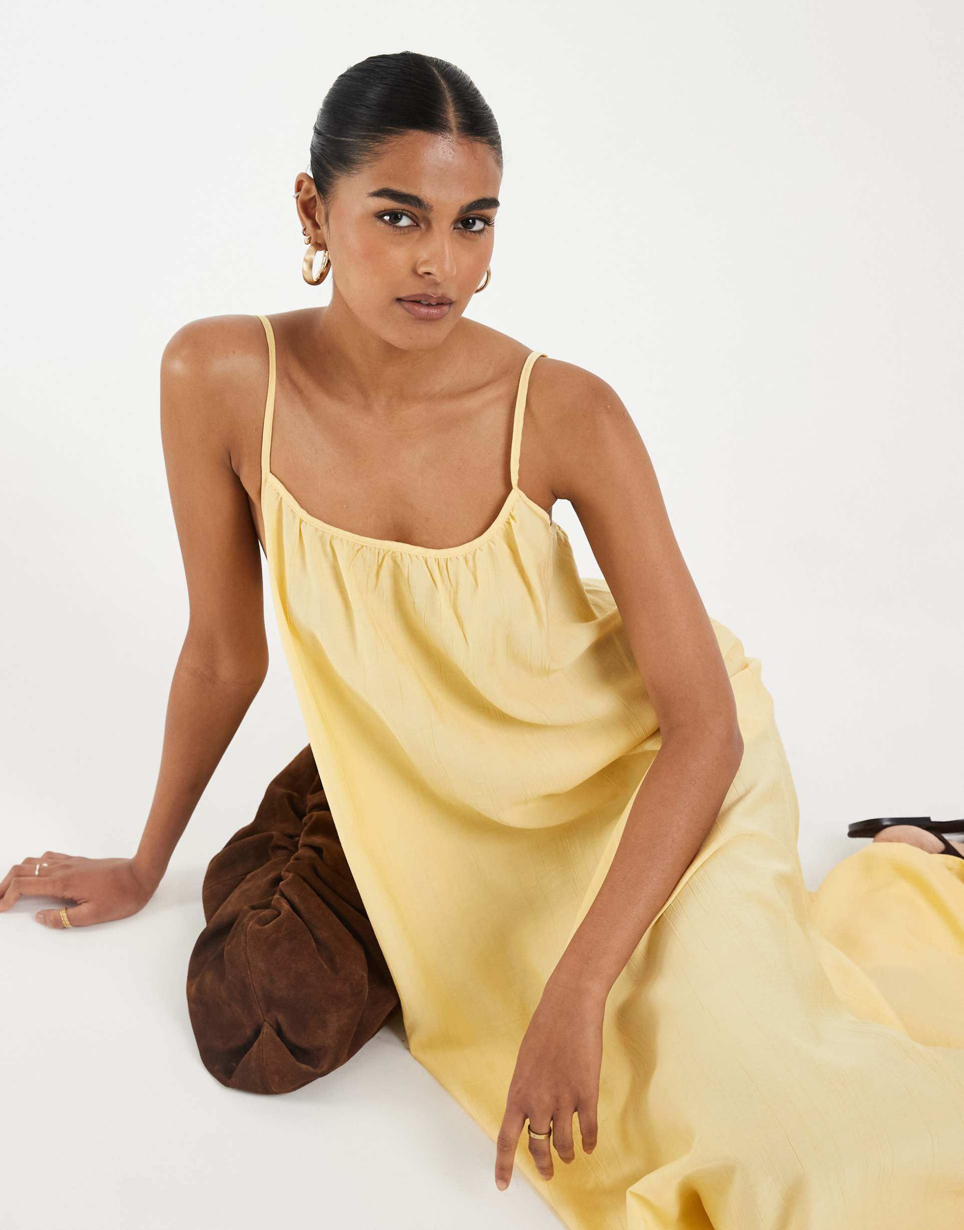 vero moda crinkle textured woven full cami maxi dress in golden yellow