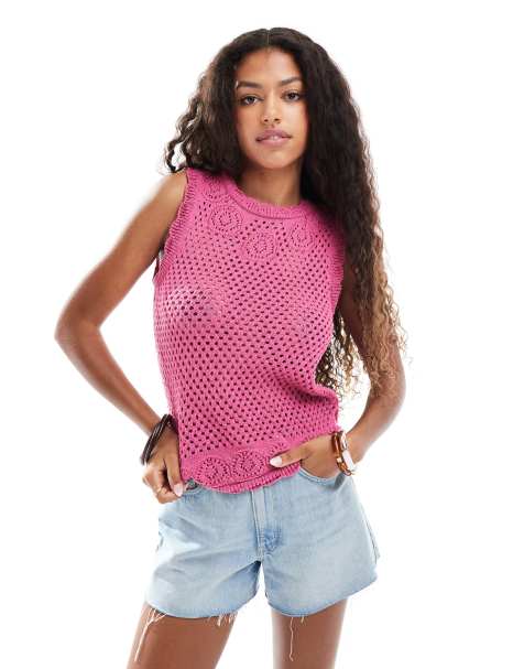 Vero Moda crochet sleeveless top witth scallop edge in fuchsia pink - view 1