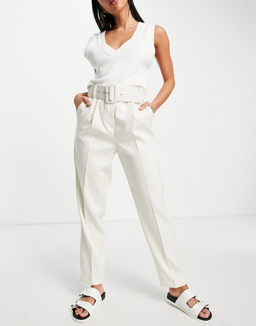 Vero Moda - Cropped broek met taille met riem in crème-Wit