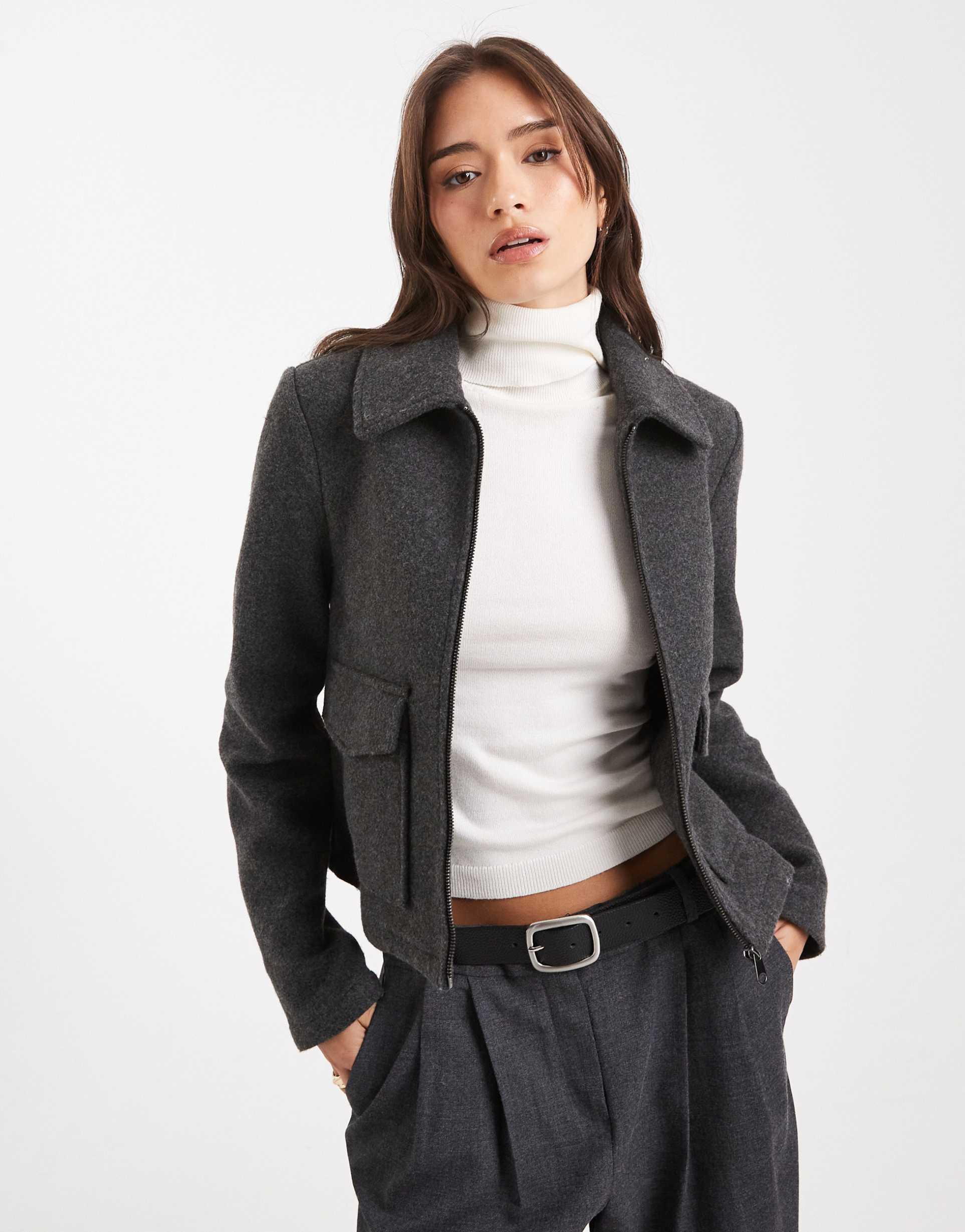 vero moda cropped felt jacket with pockets in dark heather gray