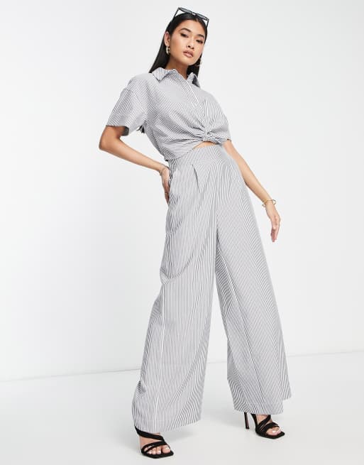 Vero Moda - Cropped skjorte med snoning foran og grå og hvide striber - Del af sæt, 3 af 4