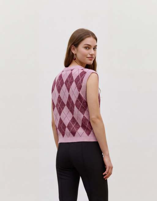 Vero Moda cropped strikket vest med pink og burgundy argyle-ternet print, 5 af 5