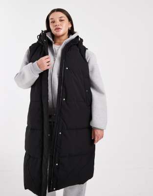 Vero Moda Curve 2 In Black