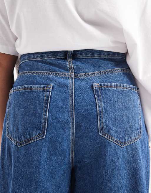 Vero Moda Curve – Billie – Barrel Leg Jeans in mittelblauer Waschung mit hohem Bund, 5 von 5