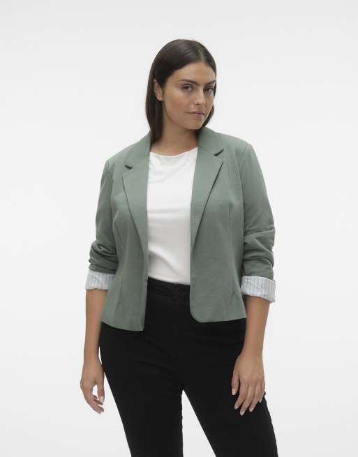 Vero Moda Curve – Blazer in Lorbeerkranz