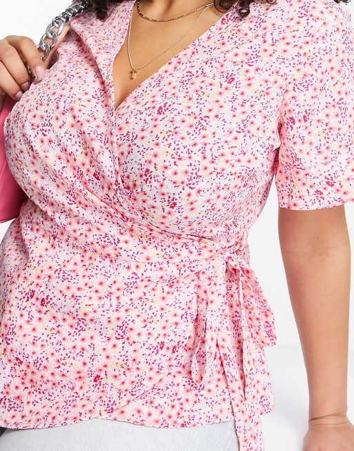 Vero Moda Curve - Blusa rosa a portafoglio con volant sul davanti, 3 di 4