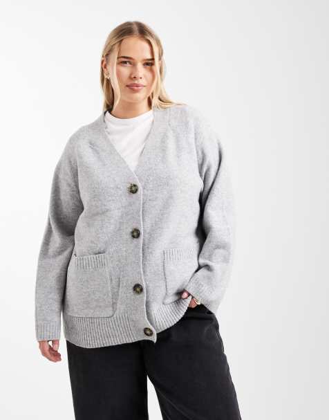 Vero Moda Curve boxy knitted cardigan with pockets in light grey melange - view 1