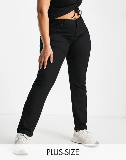 Vero Moda Curve – Czarne jeansy o obcisłym kroju