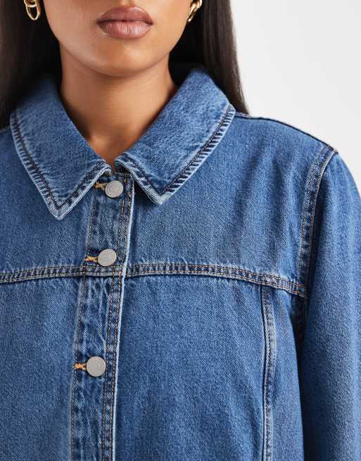 Vero Moda Curve - Denim mini jurk met knopen aan de voorkant in medium blauwe wassing, 3 van 4