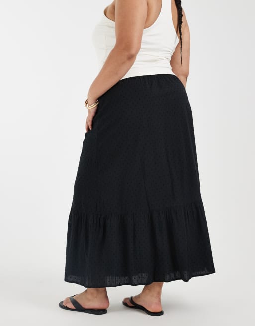 Vero Moda Curve dobby texture boho maxi skirt in black, 2 of 5