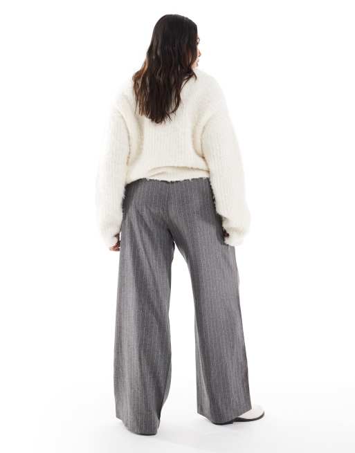 Vero Moda Curve drawstring waist wide leg dad pants in grey marl pinstripe, 3 of 5