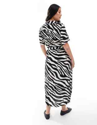 vero moda curve easy buttondown long shirt dress in zebra print