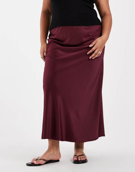 Vero Moda Curve - falda maxi satinada burdeos, 3 de 5