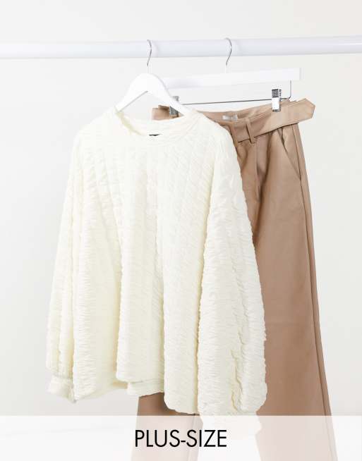Vero Moda Curve - Felpa testurizzata color crema