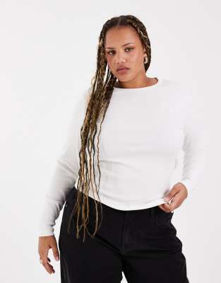 Vero Moda Curve Fine Rib Long Sleeved Top In White