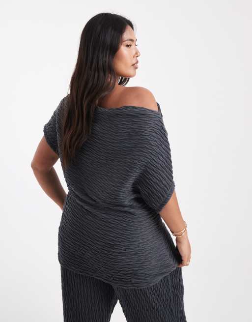 Vero Moda Curve – Fließendes, schulterfreies Oberteil aus strukturiertem Jersey in Asphaltgrau, Kombiteil, 4 von 4
