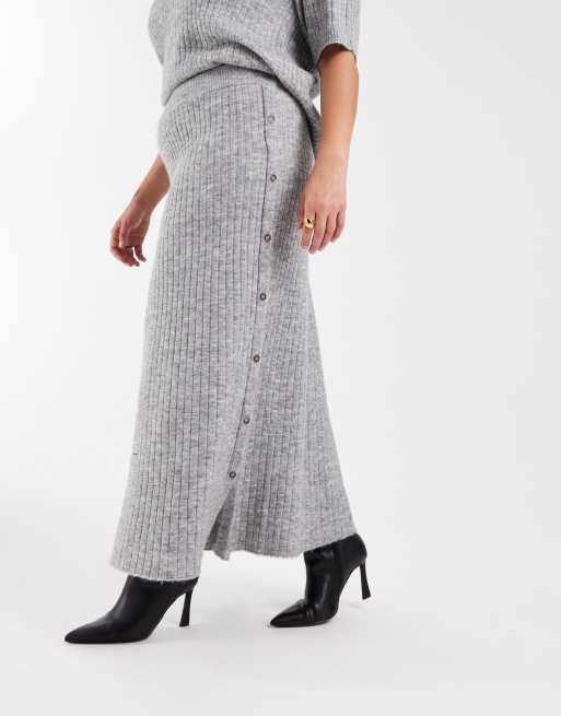 Vero Moda Curve – Gerippter Midi-Strickrock in Grau meliert, Kombiteil, 2 von 5