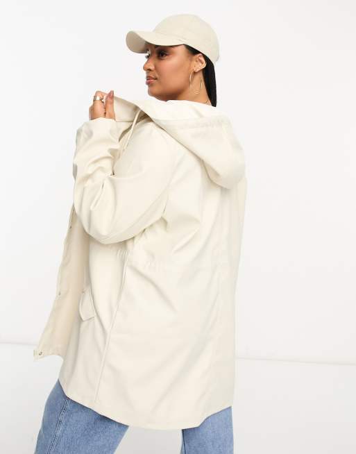 Vero Moda Curve - Giacca antipioggia gommata color crema con cappuccio, 2 di 4