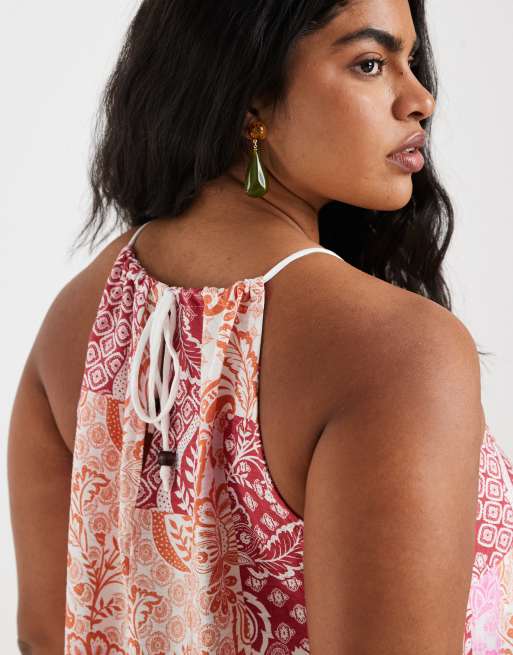 Vero Moda Curve high neck trapeze midi dress in pink paisley patchwork print, 3 of 4
