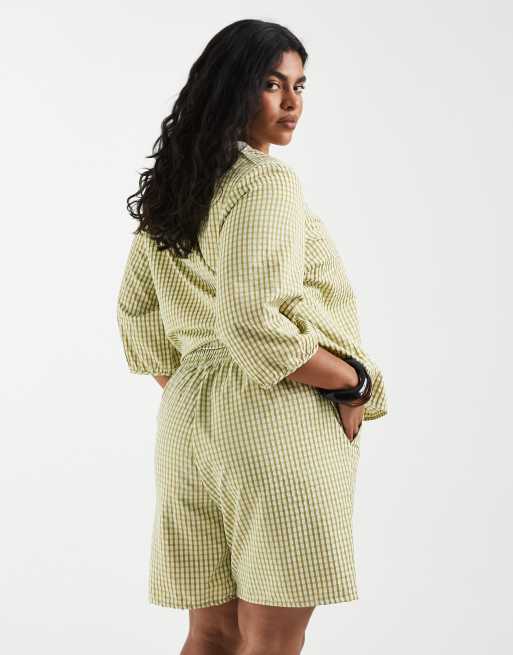 Vero Moda Curve high waist shorts co-ord in green gingham print, 5 of 5