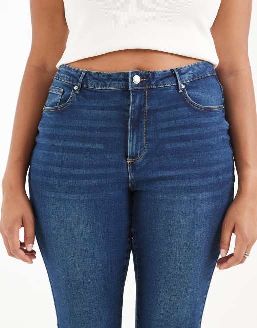 Vero Moda Curve high waist skinny jeans in dark blue, 4 of 5