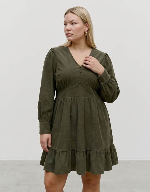 Vero Moda Curve Kleid mit Schößchen in Forest Night, 3 von 5