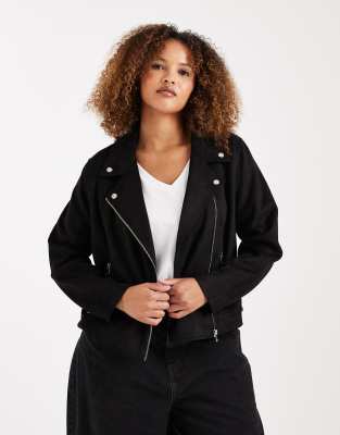 Vero Moda Curve - Kurz geschnittene Biker-Jacke aus Kunstleder in Schwarz