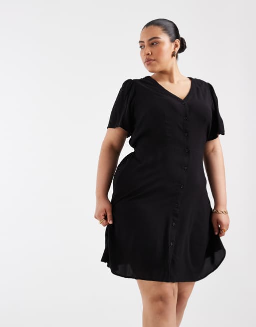 Vero Moda Curve – Kurzes, durchgeknöpftes Skater-Kleid in Schwarz, 2 von 4