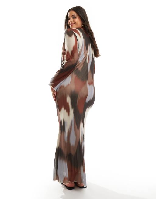 Vero Moda Curve – Langärmliges Netzstoffkleid mit verschwommenem Muster in neutralen Farben, 3 von 4