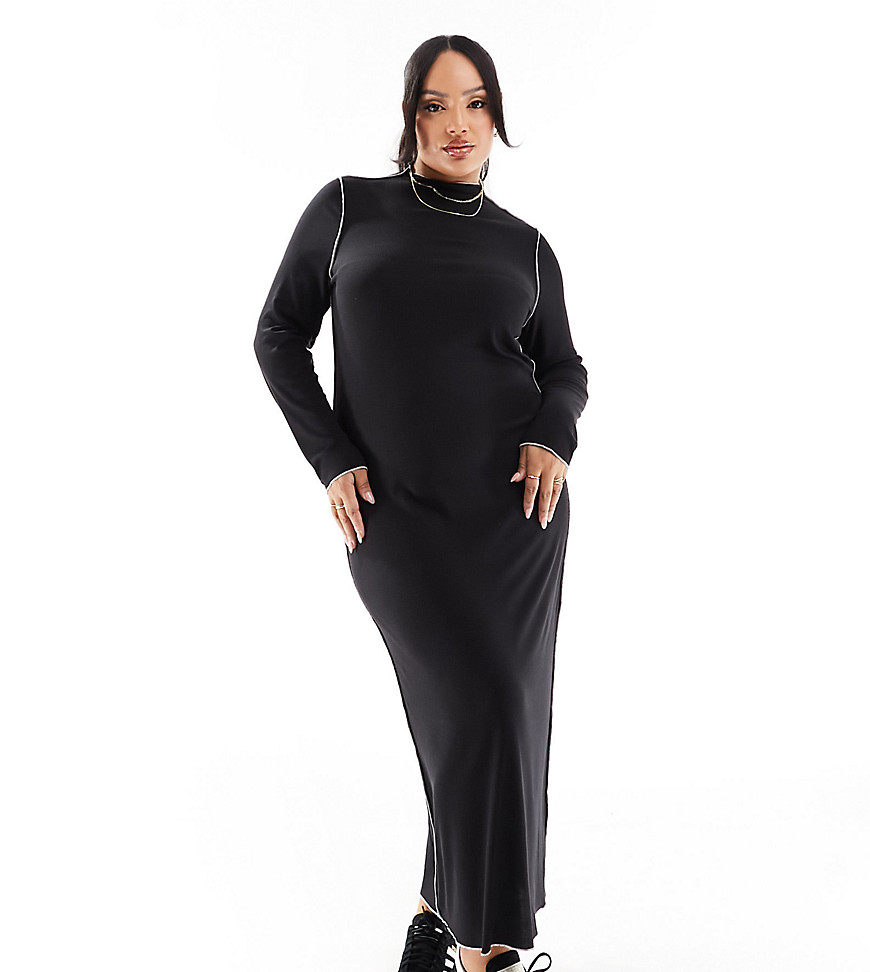 Vero Moda Curve lettuce edge jersey maxi dress with long sleeves in black