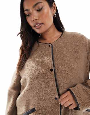 Vero Moda Curve Lightweight Contrast Teddy Jacket In Brown