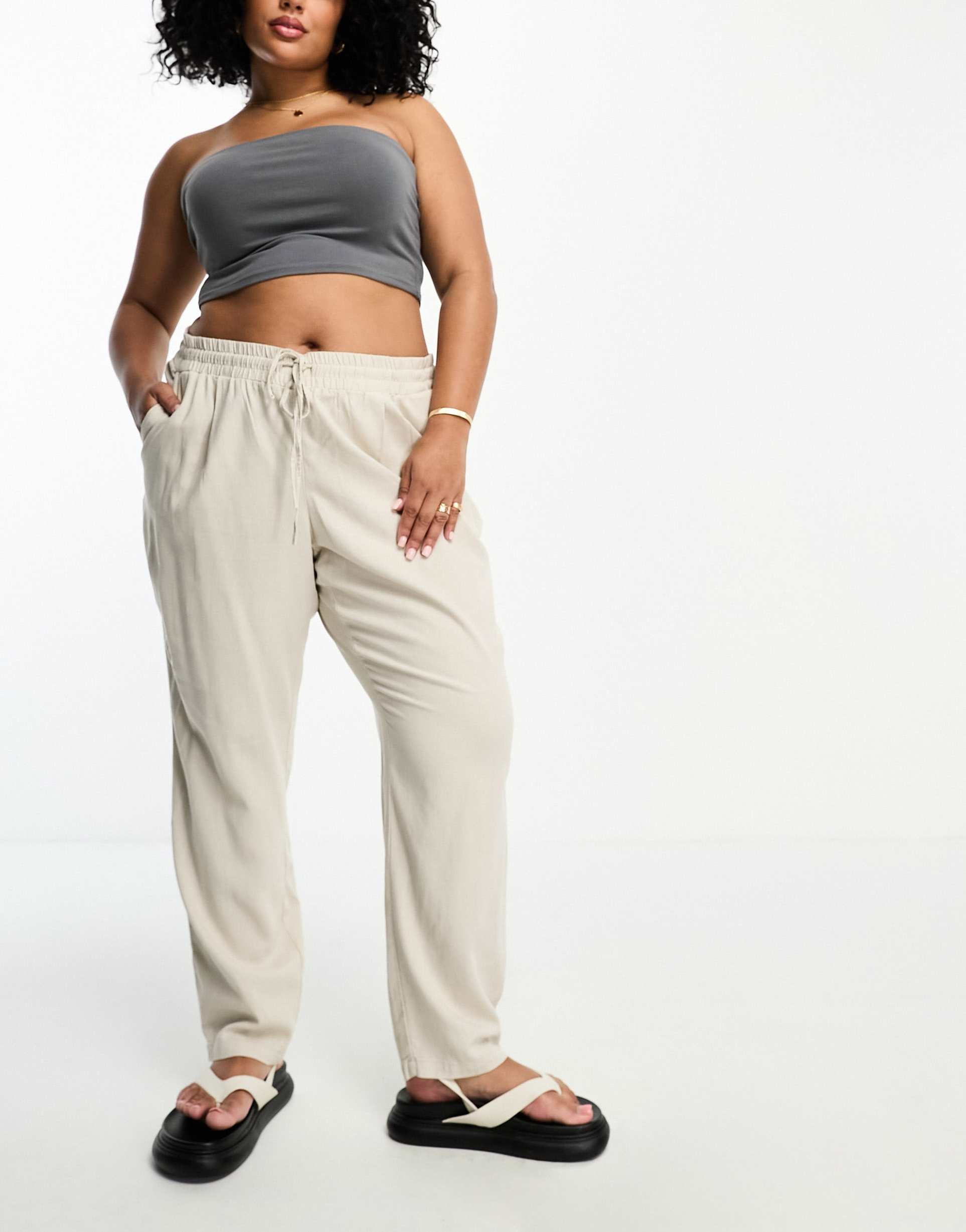 vero moda curve linen blend tapered pants in stone