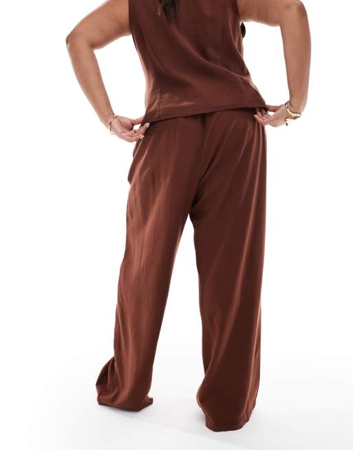 Vero Moda Curve linen touch pleat front wide leg pants in chocolate - part of a set      , 4 of 5