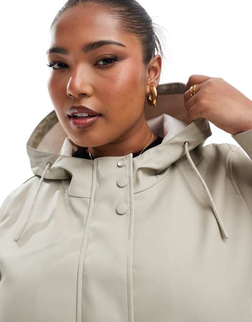 Vero Moda Curve – Ljusbeige regnjacka med ytbeläggning och huva, 4 av 4